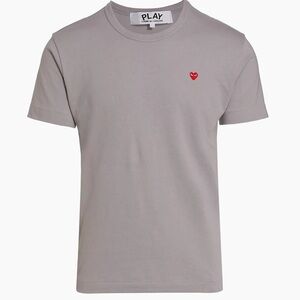 NEW PLAY COMME DES GARÇON Gray T-Shirt with Red Heart